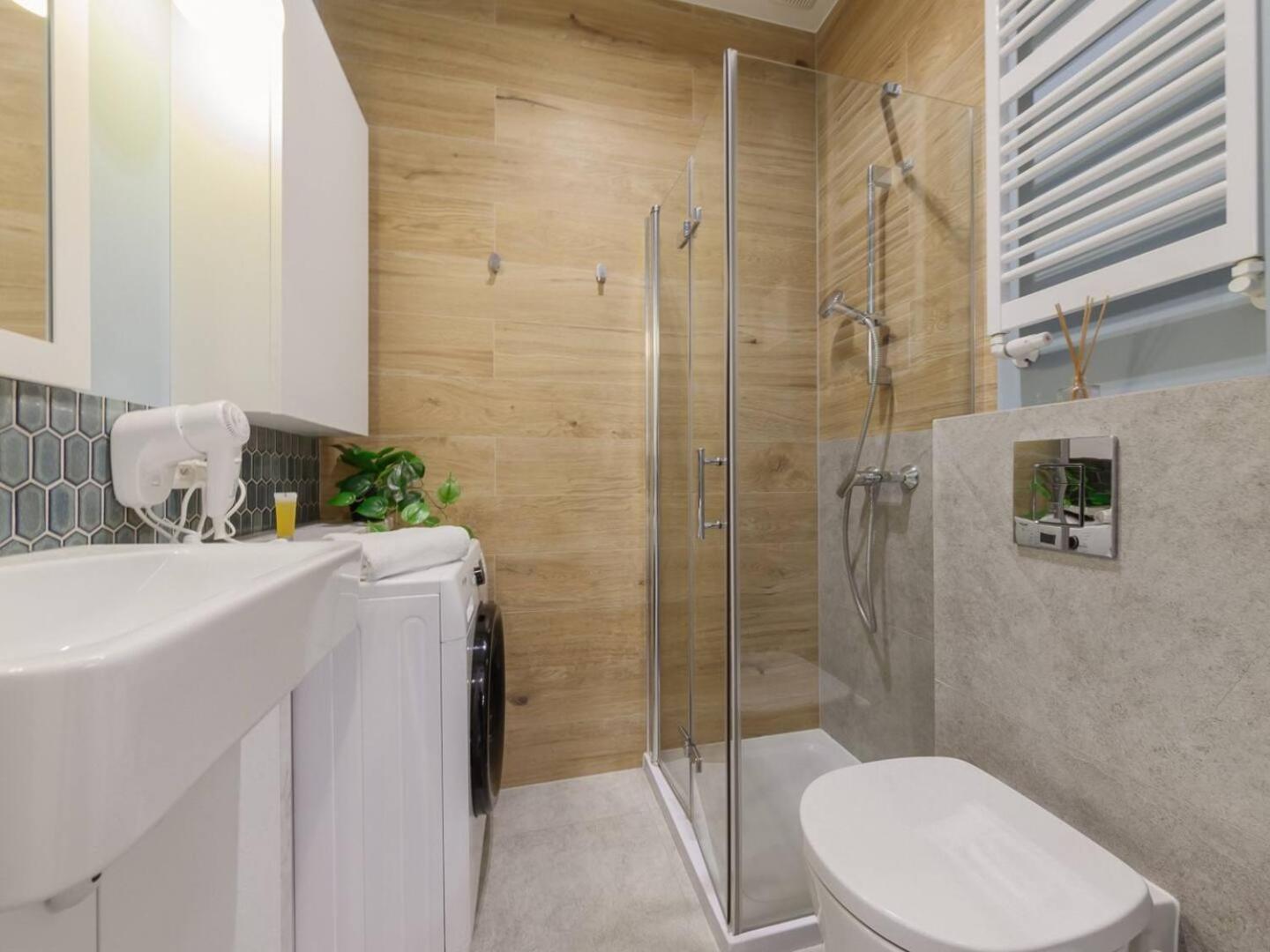 ורשה Canary Corner Studio City Centre מראה חיצוני תמונה